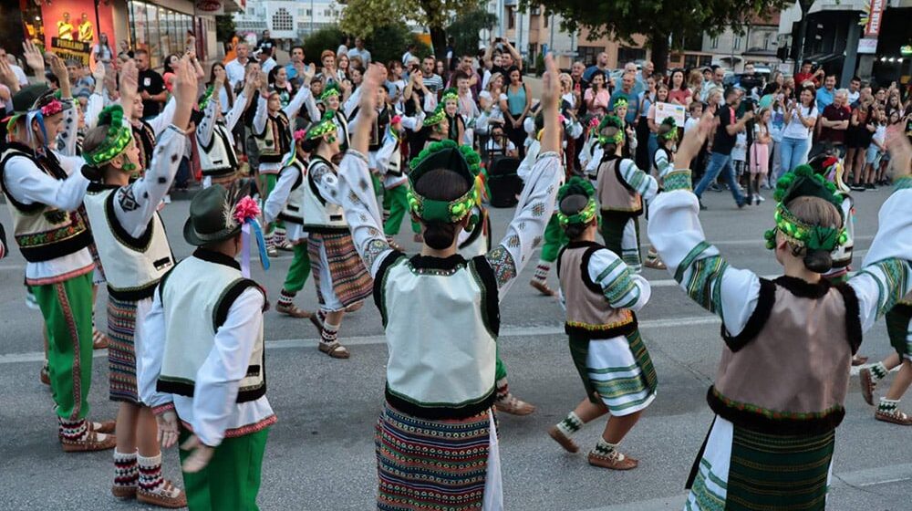 U Užicu počeo Međunarodni dečji festival folklora „Licidersko srce“ (FOTO) 1