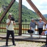 Stanovnici Malog Zvornika i Zvornika u Republici Srpskoj organizovali susret na mostu 1