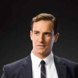 Glavna zvezda serije "Savremene istrage gospođice Fišer": Branim mušku čast u svetu žena 4