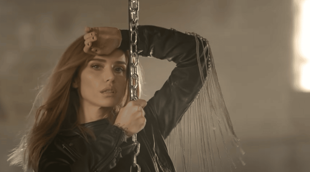 Turska pop pevačica uhapšena zbog šale o verskim školama 1