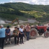Nastavljene višednevne blokade magistralnog i regionalnog puta kod Čačka i Lučana 14