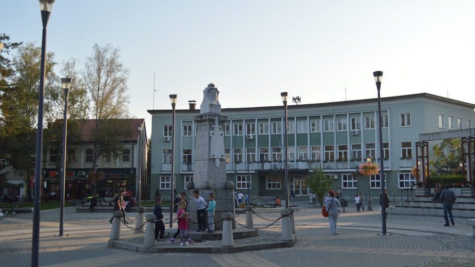 Inicijativa za Požegu demantuje da je funkcioner SNS-a na slobodi: "Optuženi za silovanje je na izdržavanju zatvorske kazne" 1