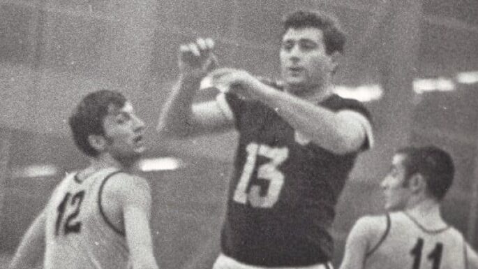 Preminuo Radovan Radović, košarkaš koji je nosio zastavu Jugoslavije na Olimpijadi i velikan Partizana 1