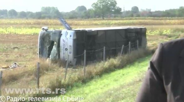 Prevrnuo se autobus kod Leskovca: Povređene 34 osobe, jedna preminula 1