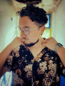 "Život je prekratak da bi se jeo loš paradajz": Milan Stanković (SevdahBABY) preporučuje hranu, kul mesta i otkriva gde se može naći "prava muzika" 2 "Život je prekratak da bi se jeo loš paradajz": Milan Stanković (SevdahBABY) preporučuje hranu, kul mesta i otkriva gde se može naći "prava muzika" 2