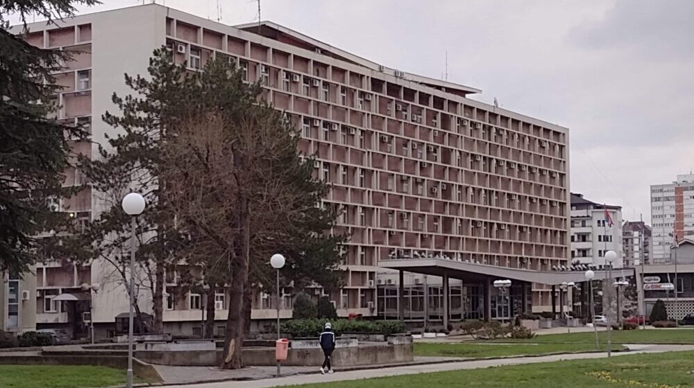 Poziv za priznavanje prava i plaćanje doprinosa samostalnim umetnicima u Kragujevcu 1