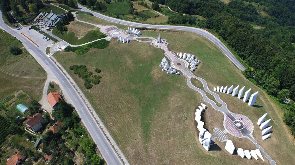 U toku sanacija dela Spomen-obeležja Kadinjača, koga godišnje poseti oko 10.000 ljudi 1