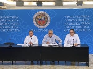 "Za sada ne idemo kući": Protest paora u Subotici 2 "Za sada ne idemo kući": Protest paora u Subotici 2