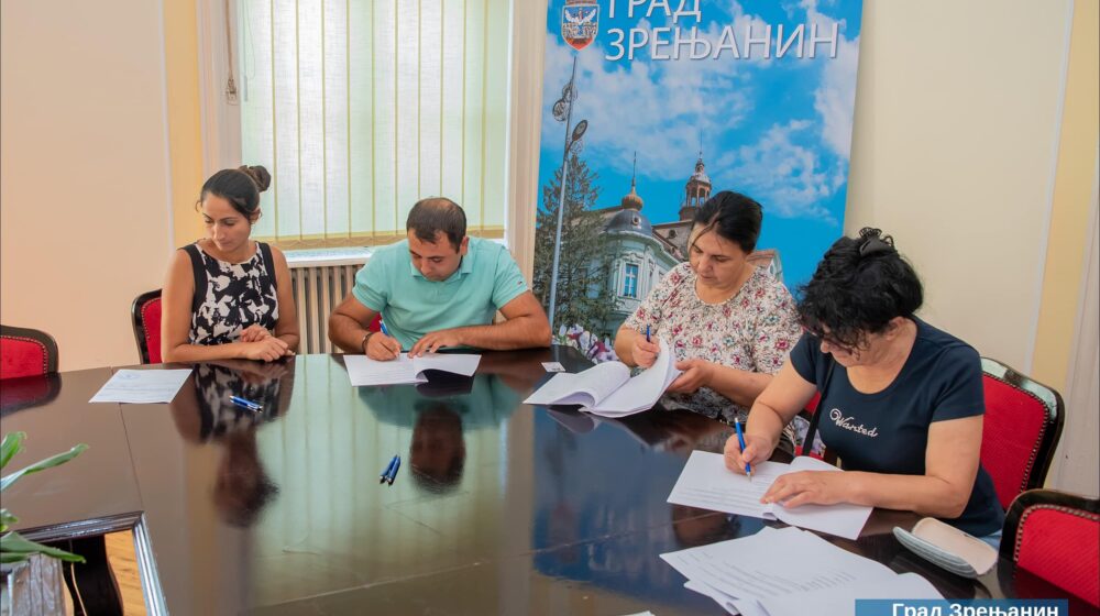Sedam porodica u Zrenjaninu dobilo ugovore za seoske kuće 1