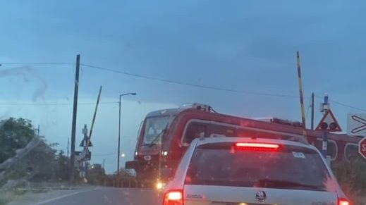 Rampa se nije spustila ispred pružnog prelaza u Subotici dok je voz prolazio 1