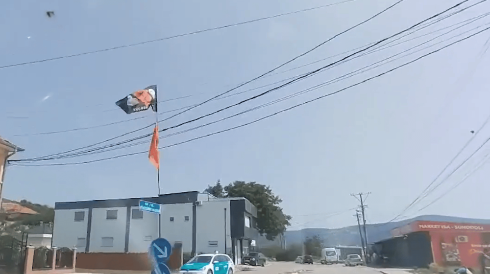 U Severnoj Mitrovici zastava "velike Albanije", iz policije navode da nema istrage 1