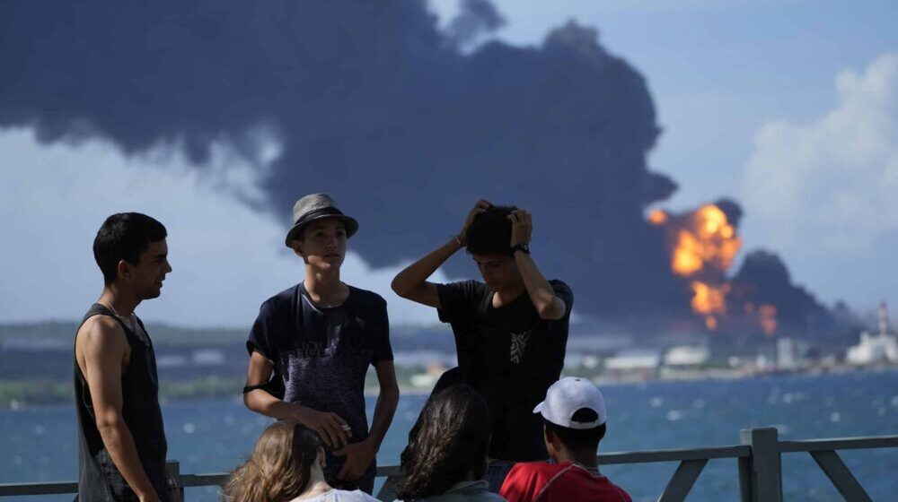Požar u skladištu nafte na Kubi zahvatio još jedan rezervoar 1