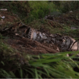 CINS: U firmi koja je trgovala minama iz aviona srušenog u Grčkoj radi snaja nekadašnjeg načelnika Generalštaba Ljubiše Dikovića 2