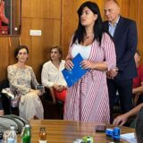 Besplatni udžbenici za novosadske prvake 7