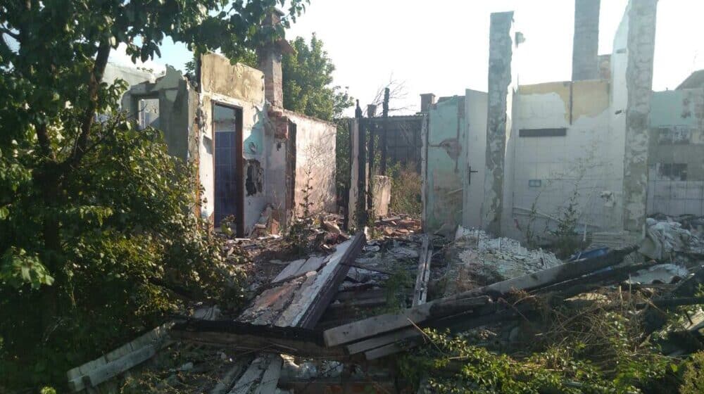 “Dođemo na zgarište, otplačemo, pa se vratimo na ulicu”: Gradonačelnica Niša odbila molbu porodica koje su u požaru ostale bez domova 1