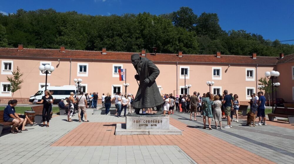 "Pritisak na mali kritički medij bez zaleđine": Funkcionerka iz Gadžinog Hana tuži portal Rešetka zbog izjave opozicione poslanice 1