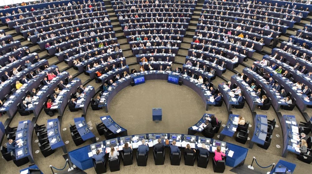 Snažan aplauz u Evropskom parlamentu za organizatore Evroprajda i LGBT zajednicu 1