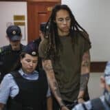 Košarkašica Britni Grajner uhapšena zbog elektronskih cigareta sa uljem kanabisa, Beki Hamon moli Putina da je oslobodi 3