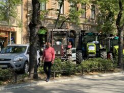 Subotica: Nova blokada traktorima od 19 do 22 časa (FOTO) 17