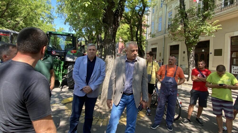 Subotički poljoprivrednici: „Nezadovoljni smo, razgovor sa gradonačelnikom nije urodio plodom“ 1