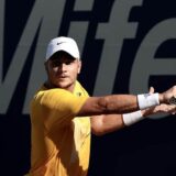 Miomir Kecmanović protiv Medvedeva za finale 4