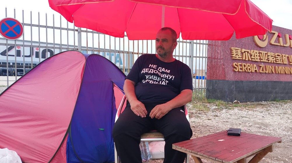 "Ne dam Ziđinu dedovinu": Zlatibor Kračunović još uvek štrajkuje glađu 1