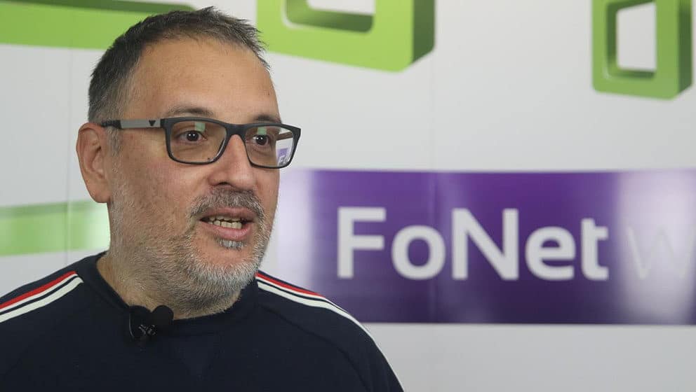 "Baš me briga koliko je stepeni i da li sunce sija i to što voditelj(ka) ima prijatan glas, hoću da znam šta se dešava": Igor Brakus povodom Svetskog dana radija za Danas 1