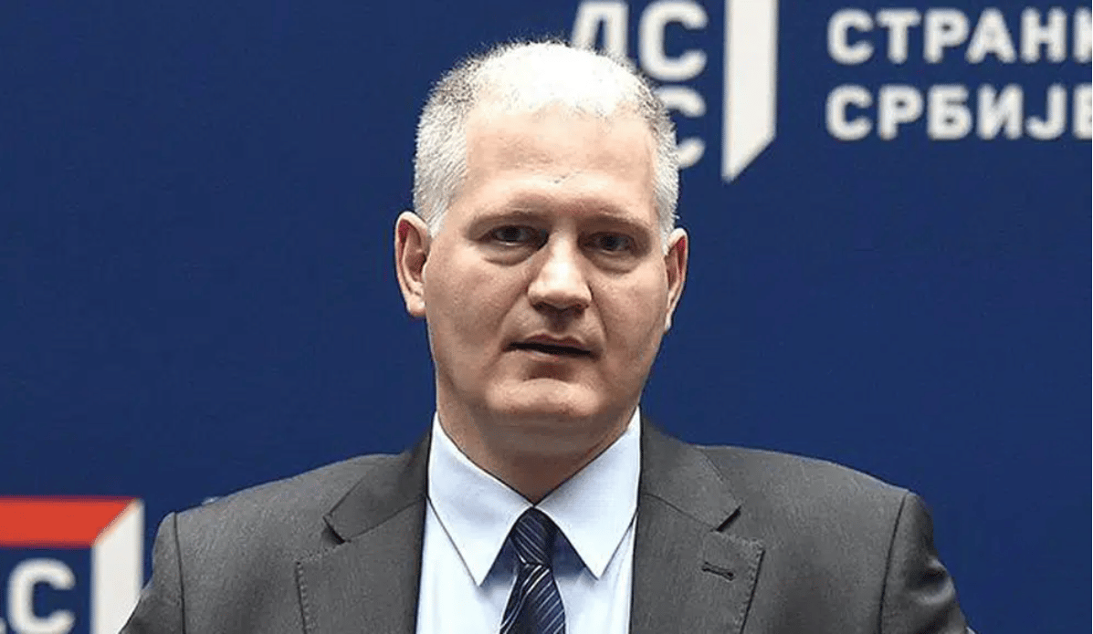 Svedočimo jednom kolektivnom anksioznom napadu poslanika SNS-a: Sagovornici Danasa o pojačanoj agresivnoj retorici naprednjaka nakon kontramitinga 3