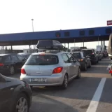 AMSS: Zadržavanje na graničnim prelazima do sat i po za automobile, za kamione do šest sati 6
