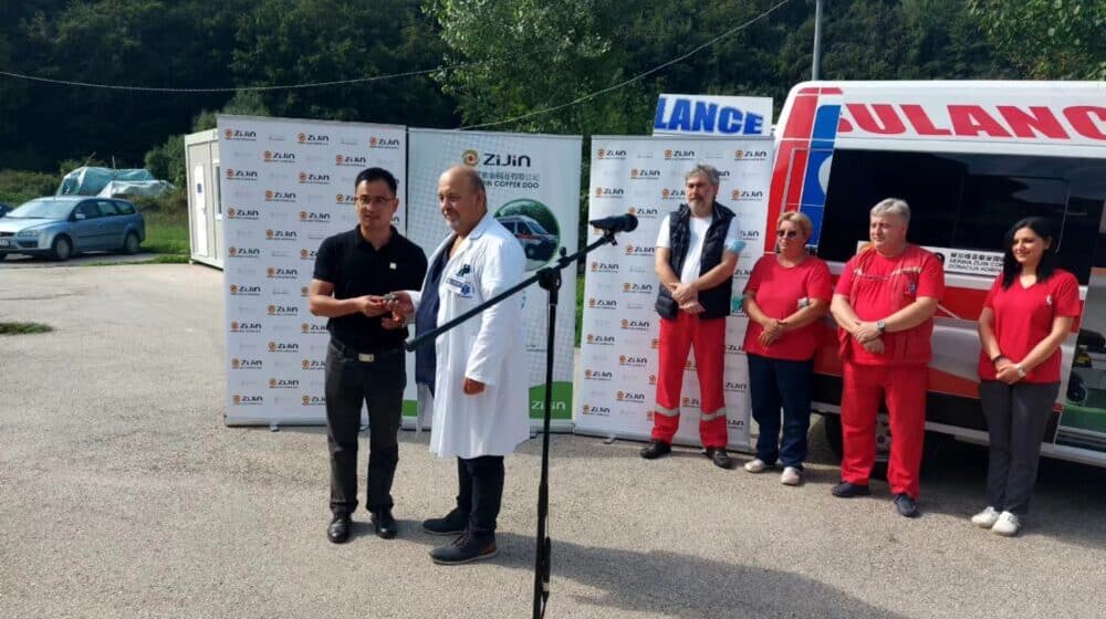 Majdanpek: Savremeni reanomobil stigao u Dom zdravlja Majdanpek 1
