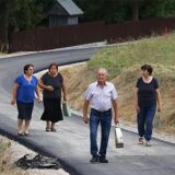 U šabačkom selu Desić oko 50 domaćinstava prvi put dobilo asfalt 1