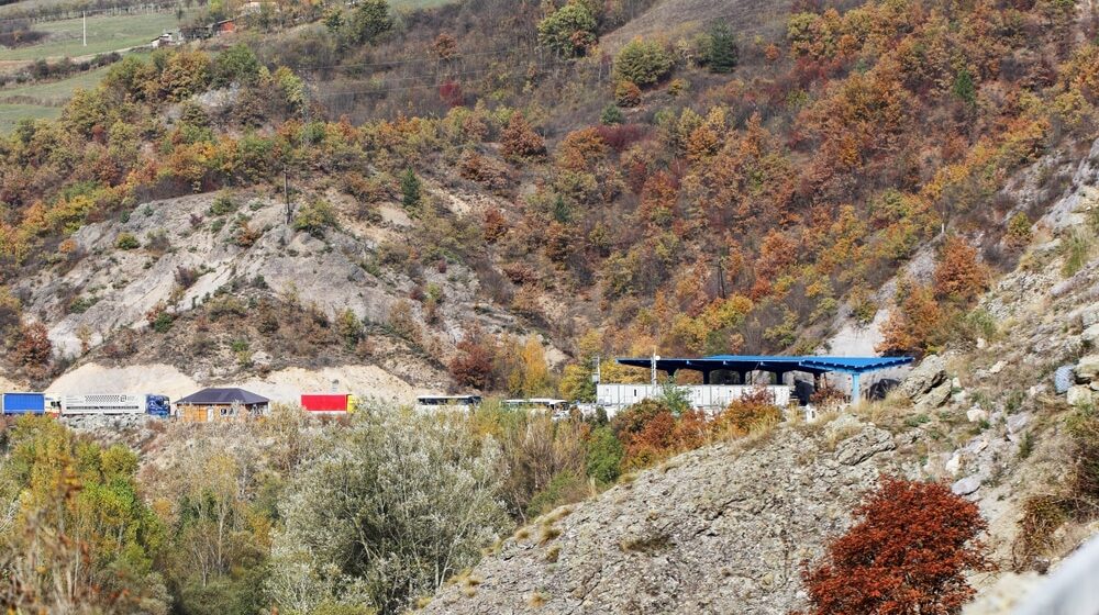 Administrativni prelazi Jarinje, Brnjak i Merdare potpuno funkcionalni, nema gužvi ni dužih zadržavanja 1