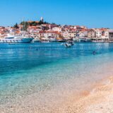 Na šta treba da motrite kada odete na plažu u Hrvatskoj: U mestima gde fali obezbeđenja, lopovi "trljaju ruke" 10