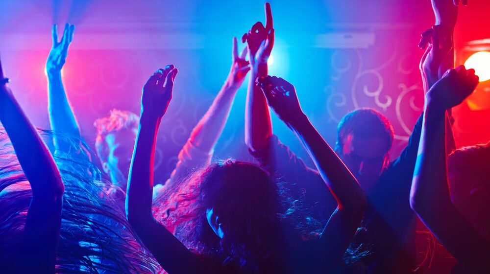 Metež na ulazu na koncert u Londonu: U kritičnom stanju četiri osobe 1