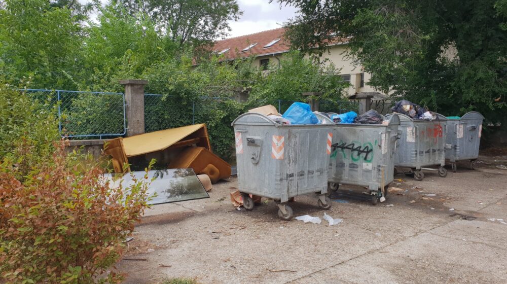 Zrenjaninci muku muče sa otpadom i manjkom kontejnera 1