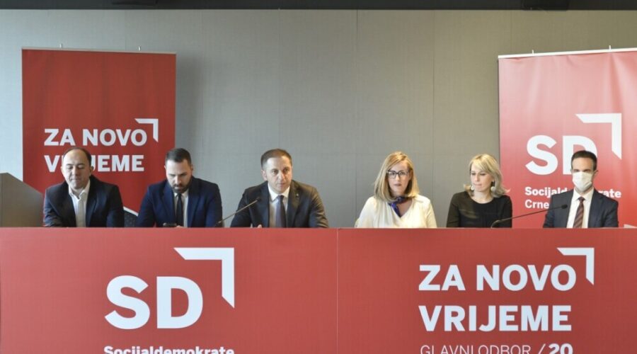 SD: Potpisana kapitulacija, Vlada najzad da padne 1