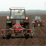 Poljoprivrednicima kod Aranđelovca dodeljeni besplatni zaštitni ramovi za traktore 6