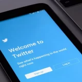 Otvoreni parlament: Tviter suspendovao naloge 12 naprednjaka, među njima i Sandra Božić 1