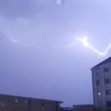 Snažno nevreme pogodilo Vojvodinu i delove Zapadne Srbije, u Beogradu goreo splav usled udara groma 4