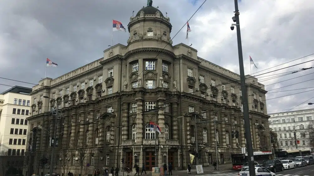 Mere štednje u Srbiji: Večeras se gasi dekorativna rasveta na zgradama Vlade, Predsedništva, ministarstava… 1