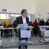 U kakvoj su vezi Vučićeve mere sa raspisivanjem izbora? 10