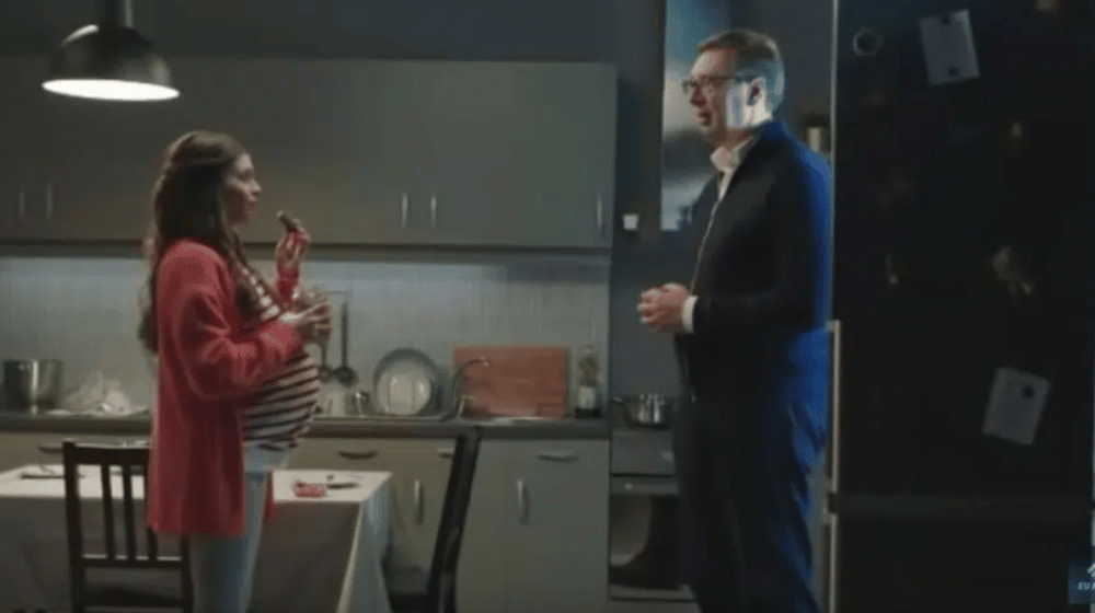 BIRODI: REM nije reagovao na to što je Vučić izbornu kampanju završio izlaskom iz frižidera na TV Pink 1