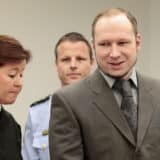 Brejvik ponovo tuži Norvešku kako bi bio pušten iz samice 6