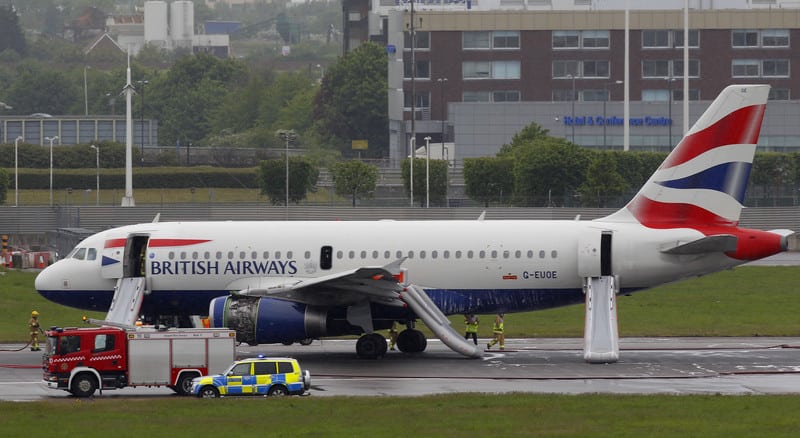 Izbio požar u blizini londonskog aerodroma Hitrou 1