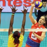 Tijana Malešević staje uz aut liniju 2