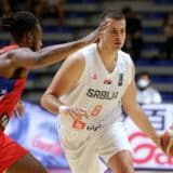Pešić dobio još jednu selektorsku brigu: Nemanja Bjelica povređen 13