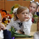 U Rusiji zabranjeni mobilni telefoni u učionicama 12