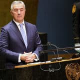 Milo Đukanović o potpisivanju Temeljnog ugovora: Iako ponekad kratko pamtimo, maloumni nismo! 7