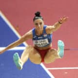 Većina se nada (polu) finalu, Vuleta napada zlato 6