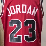 Vrtoglava cena za Džordanov dres 14